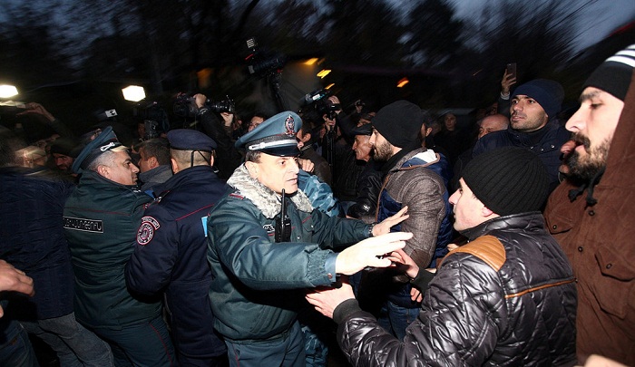 Another march against constitutional amendments takes place in Armenia